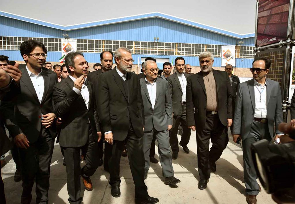 حضور دکتر علی لاریجانی در مراسم افتتاح کارخانه آجر نسوز آذرخش قم