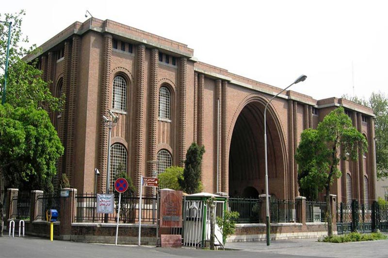 موزه ایران باستان طراحی آندره گدار
