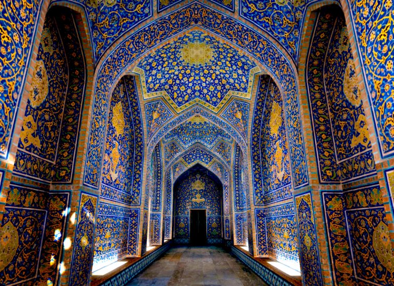 معماری بناهای آجری ایرانی، مسجد شیخ لطف الله در اصفهان