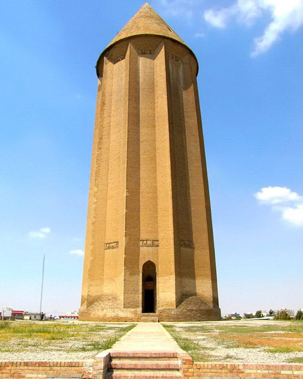 از بناهای آجری در معماری ایرانی، گنبد قابوس 