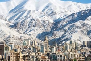 نمایی از منظر شهری شهر تهران
