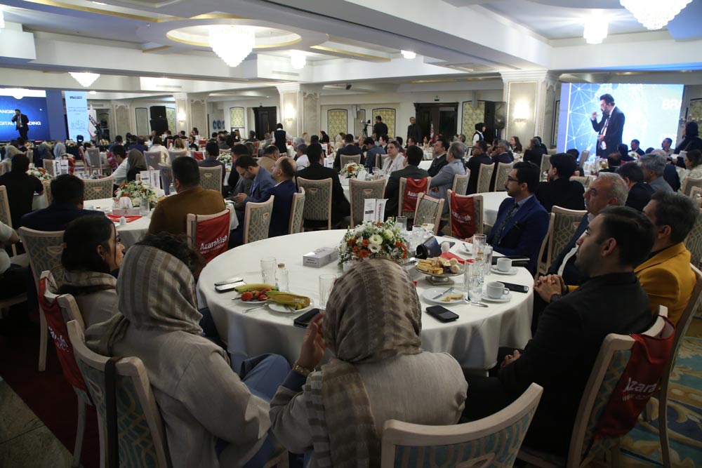 پنجمین گردهمایی توزیع‌کنندگان آجرنسوز نما آذرخش خرداد 1404