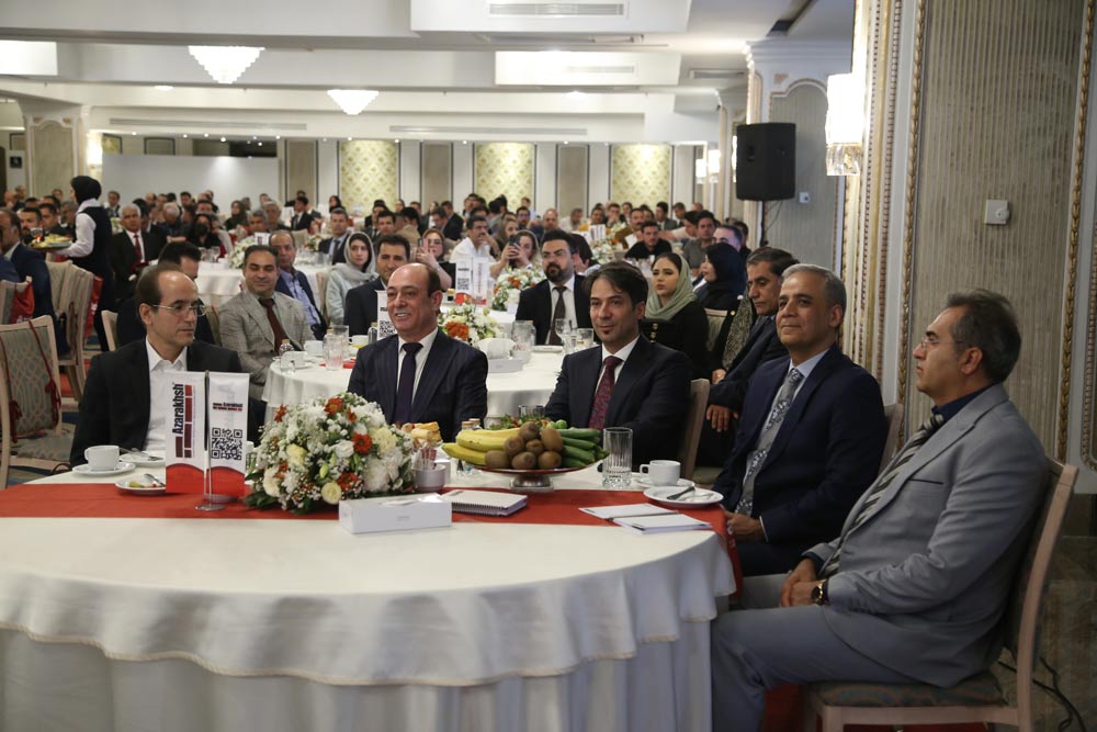 پنجمین گردهمایی توزیع‌کنندگان آجرنسوز نما آذرخش خرداد 1404