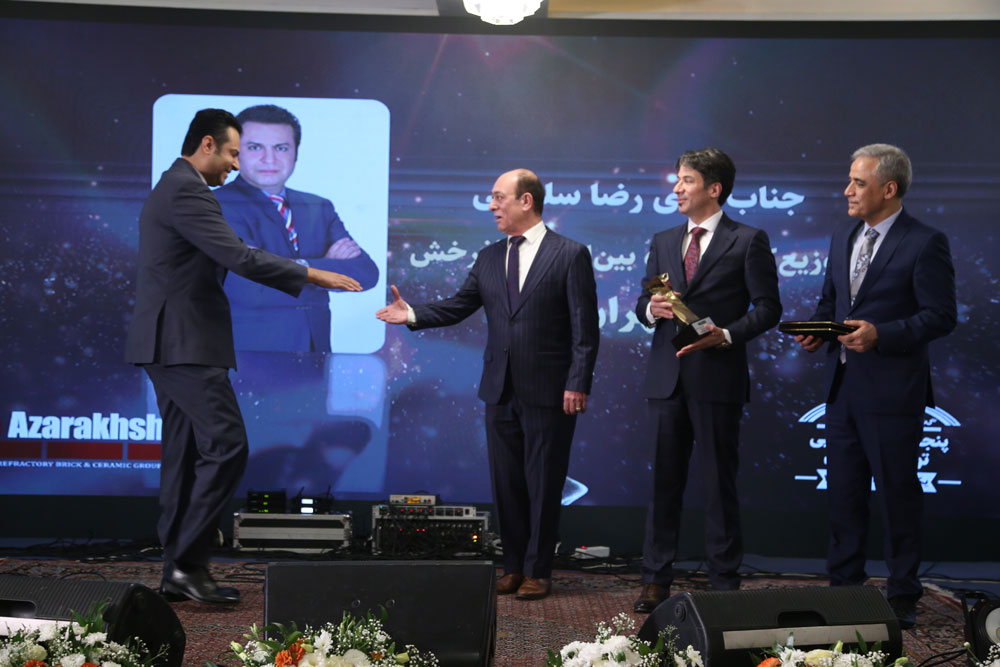 پنجمین گردهمایی توزیع‌کنندگان آجرنسوز نما آذرخش خرداد 1404