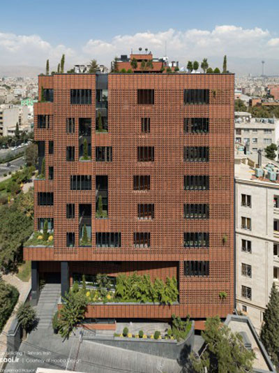آجر سفارشی آذرخش برای دانشگاه شریف