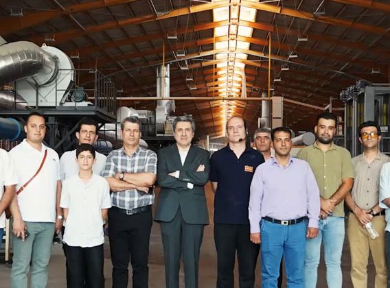 تور بازدید معماران، اعضا نظام مهندسی و مدیران شهرداری قروه از کارخانجات آذرخش - 1404